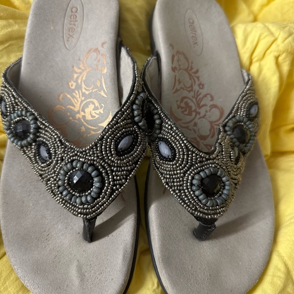 Aetrex Women's Brittany Beaded Comfort Thong Sandal  Size 8 - Picture 2 of 9